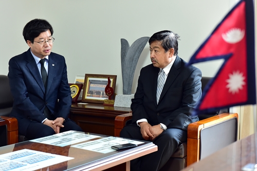 염태영 수원시장, “네팔 국민 지원 긴밀히 할 것” 