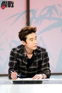 허지웅 '썰전' 하차..."그런 사람 이제 안 봐도 됨" 뼈 있는 말 왜