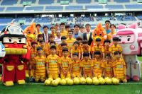 [포토] 윤장현 광주시장, 광주FC 홈경기 관람 