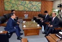 [포토] 윤장현 광주시장, 박한철 헌법재판소장 접견