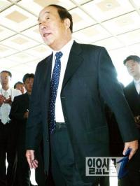 박용성 전 두산 회장, 15일 검찰 출석한다 ‘박범훈, 중앙대 특혜 외압 의혹’…“기소 이어질까”