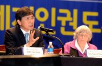 안희정 지사, "아시아연맹 창설 논의하자..인권 해결책은 민주주의"