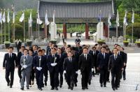 5·18묘역에 울려퍼진 ‘임을 위한 행진곡’