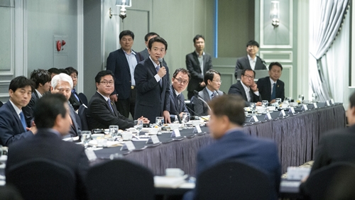남경필 경기도지사, 새정치민주연합 경기도당과 정책간담회 가져