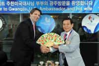 마크 리퍼트 주한 미국 대사 "U대회 계기로 광주의 역사 알게 돼"
