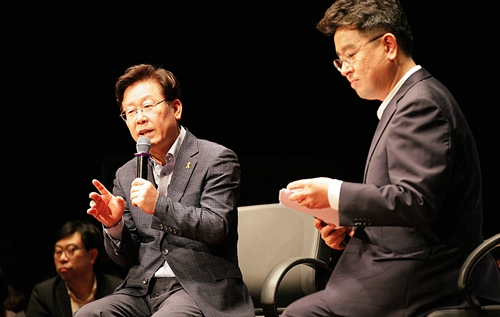 이재명 성남시장 “대선? 세상이 요구하는 모든 것 다할 것”