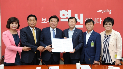 수원시의회 광역화 추진 특위, “100만 이상 대도시 특례 입법 촉구” 원유철 與 원내대표 만나