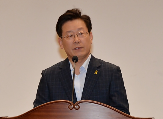 이재명 성남시장 “말이 협의지, 못하게 막아”