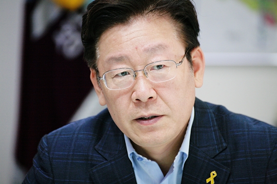 이재명 성남시장 “정치는 지배 아닌 국민과의 소통” [심층 인터뷰-이재명 시장이 말하는 대한민국 2탄]