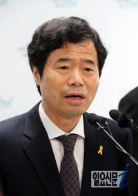 전북교육감 “절대 왕조시대에도 왕이 역사 손 못 대”