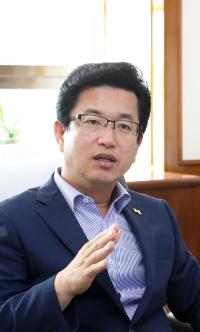 허태정 유성구청장, 학교급식단가 인상 주장