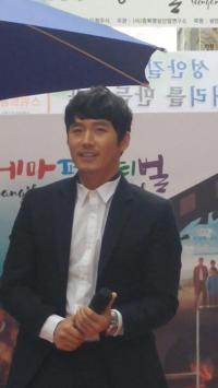 청주시 성안길 시네마 거리 오픈 -영화배우 장혁 팬사인회 열려 