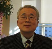 "메마른 마음에 따뜻한 위로와 안식을 전하기 위해 '우리 어머니 전'  기획"