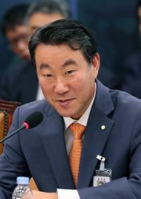 한국감정원 직원, "서종대 원장 개인의 성희롱 논란 우리랑 연관 짓지 말라"