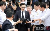 빅뱅 탑, 대마초 혐의 '집행유예' 선고…"인생의 교훈으로 삼겠다"