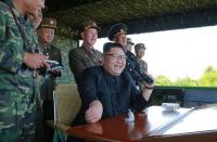 북한, 동해로 단거리 미사일 3발 발사...‘화성 14형’2차 발사 이후 29일 만의 도발