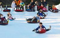 김해가야테마파크, 더 넓고 길어진 눈썰매장과 매직콘서트 오픈