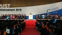 KAIST 학위수여식 개최…다양한 사연 졸업생들 '화제'