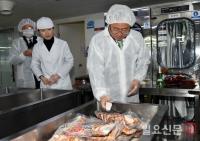 부산교육청, 개학 맞아 학교급식실 특별위생 점검