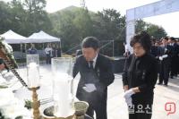 허성곤 김해시장 후보, 현충일 맞아 차량 유세 쉬고 간담회로 선거운동