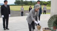 강경화 외교부장관 제주4·3평화공원 참배