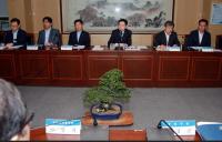 [경남도 브리핑] 김경수 도지사, 취임 이후 첫 간부회의 外