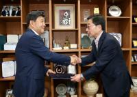 [김해시 브리핑] 김해산업진흥의생명융합재단 윤정원 차기 센터장 취임  外