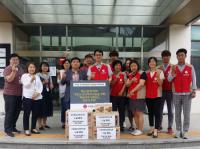 [포토] 롯데몰 동부산점, 복날 맞이 소외 어르신 도시락 배달 봉사 활동 시행