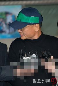 ‘웹하드 카르텔’ 양진호 대마초 양성···성폭행 의혹도 제기