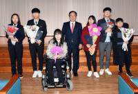 김석준 부산시교육감 “사제동행의 아름다운 향기, 가득 퍼지길 바라”