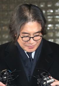 ‘황제 보석’ 이호진, 횡령 혐의로 징역 3년 실형 선고