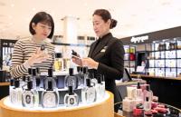 신세계센텀시티 “자연의 향으로 만든 향수 인기”