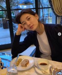 수지, 청순한 민낯 미모 인증샷 "막찍어도 화보"