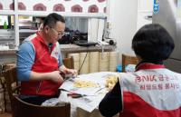 경남은행 초장동지점 이성주 차장, 지역 복지시설 2곳에 ‘전자제품’ 기증