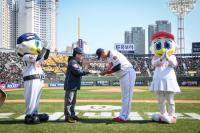 롯데자이언츠 이대호, 청렴부산 명예홍보대사로 위촉