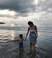 가희, 발리 바닷가에서 여전한 미모+몸매 공개 “아이 엄마 맞아?” 