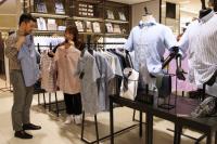 신세계 센텀시티 “물세탁 가능하고 구김 없는 에어드랍 셔츠를 아시나요”