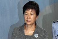 검찰, 박근혜 '허리디스크' 구치소 현장 조사…1시간 면담 