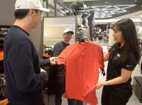 롯데백화점 '타이거 우즈 우승으로 ‘골프열풍’ 살아니" 