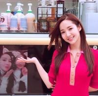 박민영, 제시카가 보낸 ‘그녀의 사생활’ 응원 커피차 공개 ‘절친 인증’