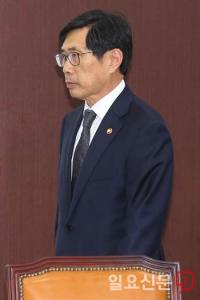 검경 '수사권 조정' 대립 속 내부 사건·돌발 변수 주목