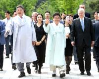 [포토] 앤드루 왕자 경북도청 방문