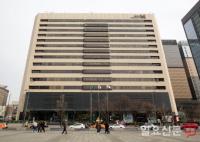 “이용자는 선택 권한 없어” KT, 유튜버 '보겸' 광고모델 기용 대응 논란