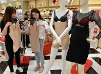 "겉옷만 냉감 기능성…속옷까지 시원하게 입어야죠"