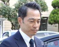 [단독] 강정석 동아쏘시오 회장, '옥살이' 와중에 급여·배당금 60억대 수령 내막