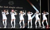 에버글로우 중독성 강한 포인트 안무 발사