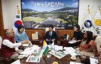 허성곤 김해시장, 인도문화교류위 국장 면담