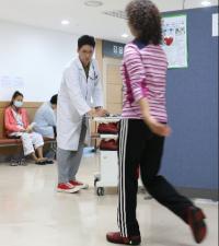 고신대복음병원, 내원객 대상 건강증진활동 캠페인 펼쳐