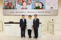  부산은행, 유명 화가 ‘에바 알머슨’과 아트 마케팅 협약