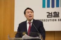 버닝썬도 조국펀드에 엮어치나…검찰 별건수사 논란